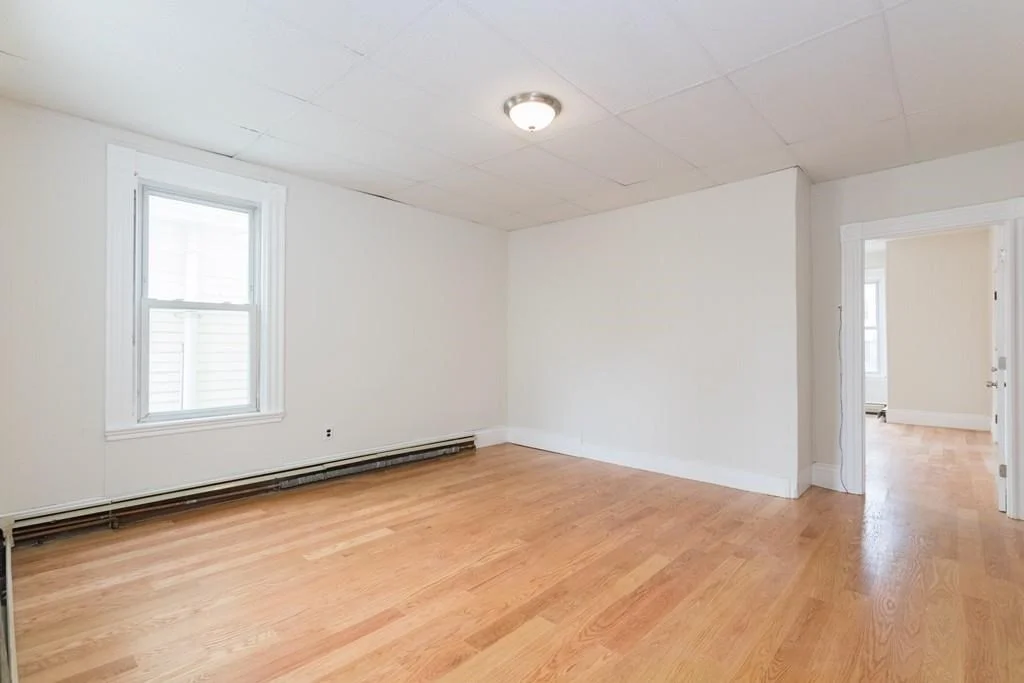 4 bed, 2 bath apartment for rent at 27 Pinckney St Unit 2, East Somerville — photo 4 of 12