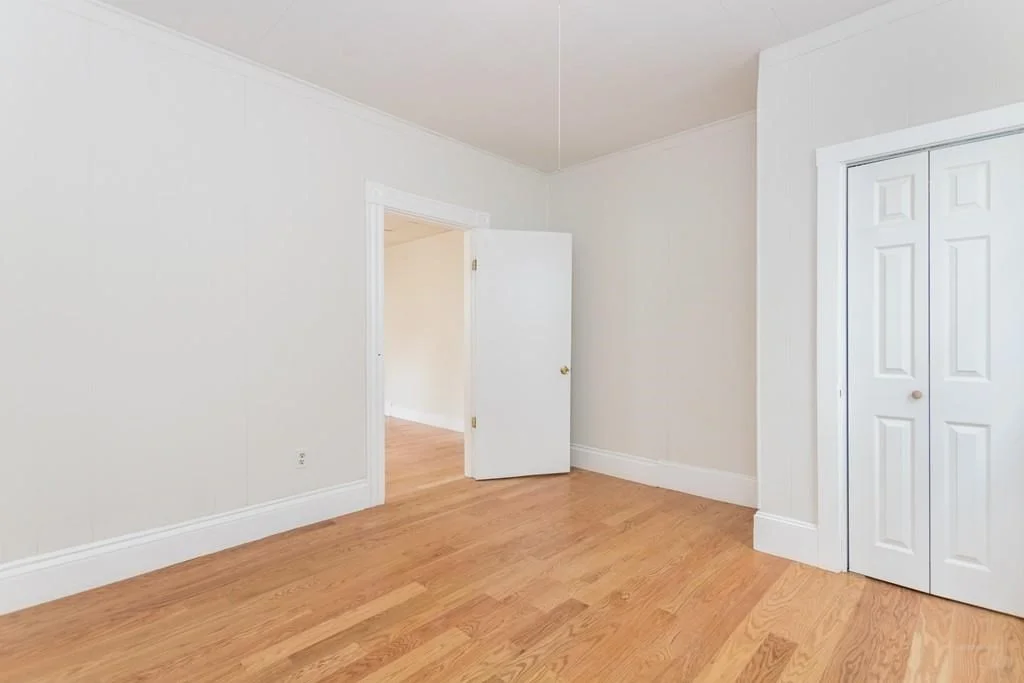 4 bed, 2 bath apartment for rent at 27 Pinckney St Unit 2, East Somerville — photo 8 of 12