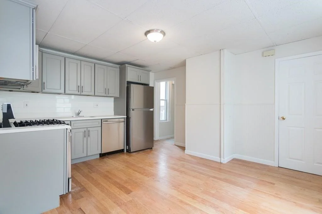 4 bed, 2 bath apartment for rent at 27 Pinckney St Unit 2, East Somerville — photo 12 of 12