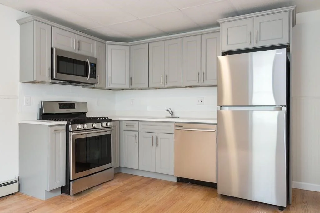4 bed, 2 bath apartment for rent at 27 Pinckney St Unit 2, East Somerville — photo 1 of 12