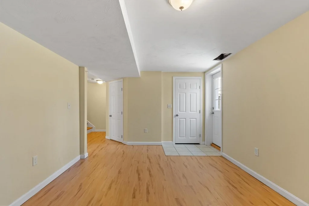 3 bed, 2 bath apartment for rent at 27 Pine St Unit 2, Pepperell — photo 19 of 27