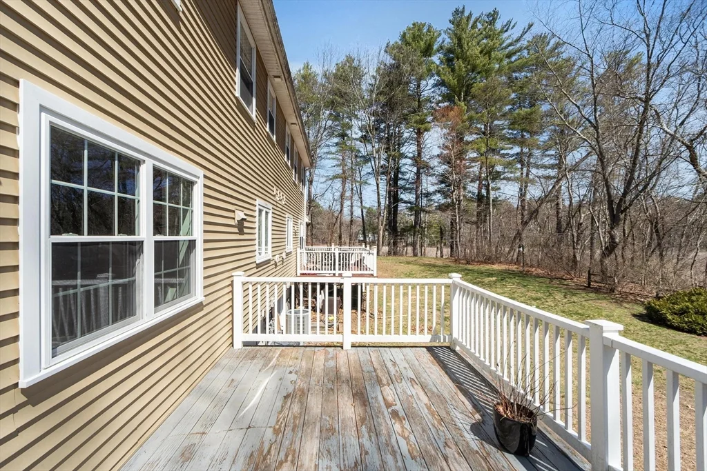3 bed, 2 bath apartment for rent at 27 Pine St Unit 2, Pepperell — photo 26 of 27