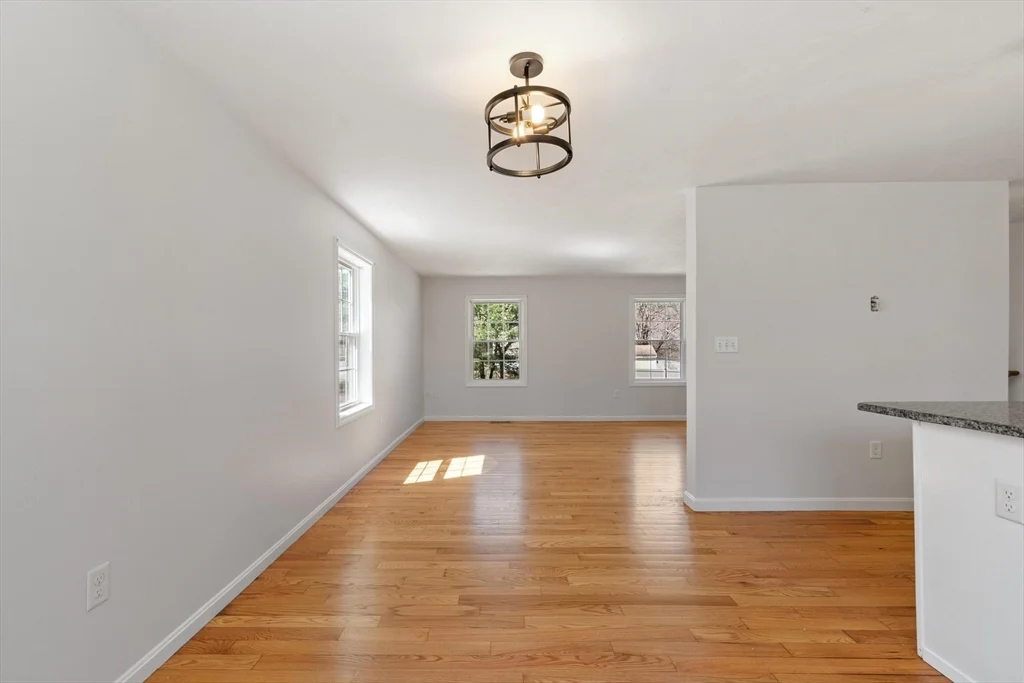 3 bed, 2 bath apartment for rent at 27 Pine St Unit 2, Pepperell — photo 5 of 27