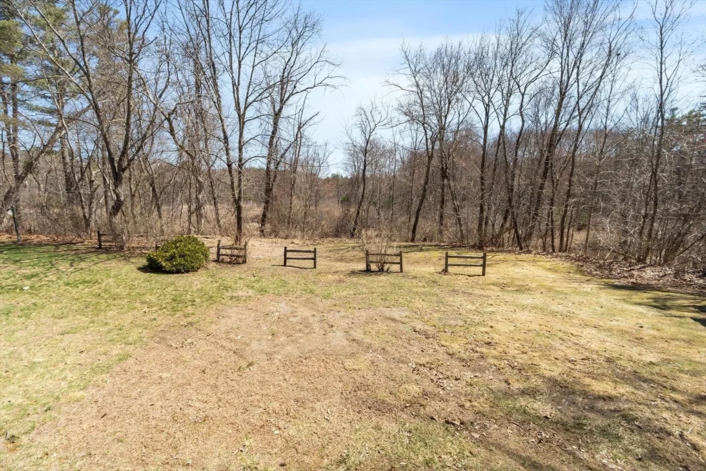 3 bed, 2 bath apartment for rent at 27 Pine St Unit 2, Pepperell — photo 23 of 27