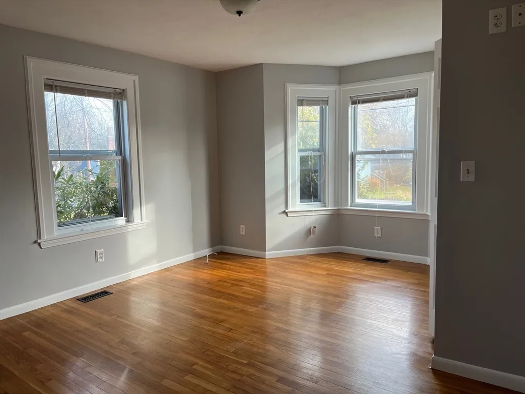 2 bed, 1 bath apartment for rent at 27 Pleasant St Unit 1, Middleton — photo 11 of 21