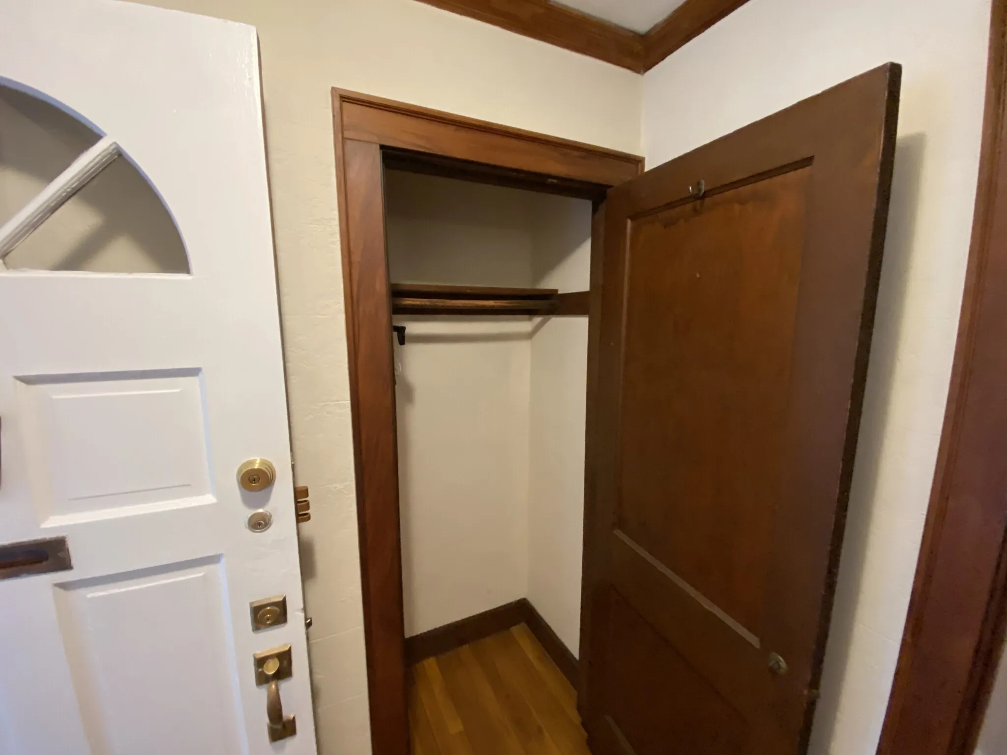 2 bed, 1 bath apartment for rent at 27 Portina Rd Unit 1, Brighton — photo 14 of 17
