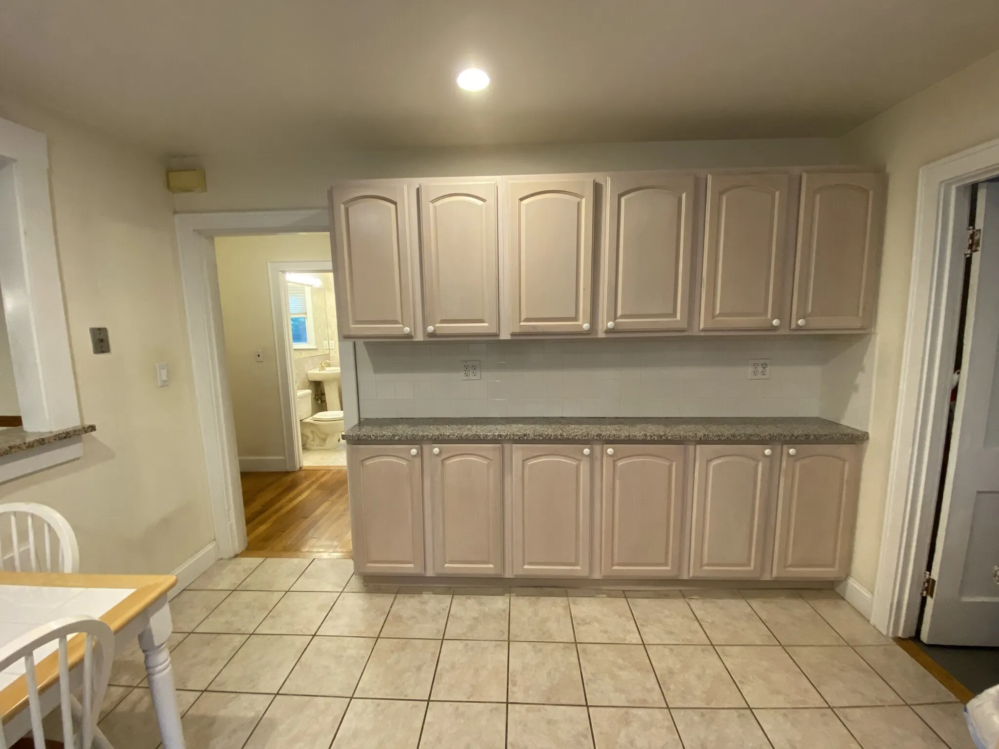 2 bed, 1 bath apartment for rent at 27 Portina Rd Unit 1, Brighton — photo 6 of 17
