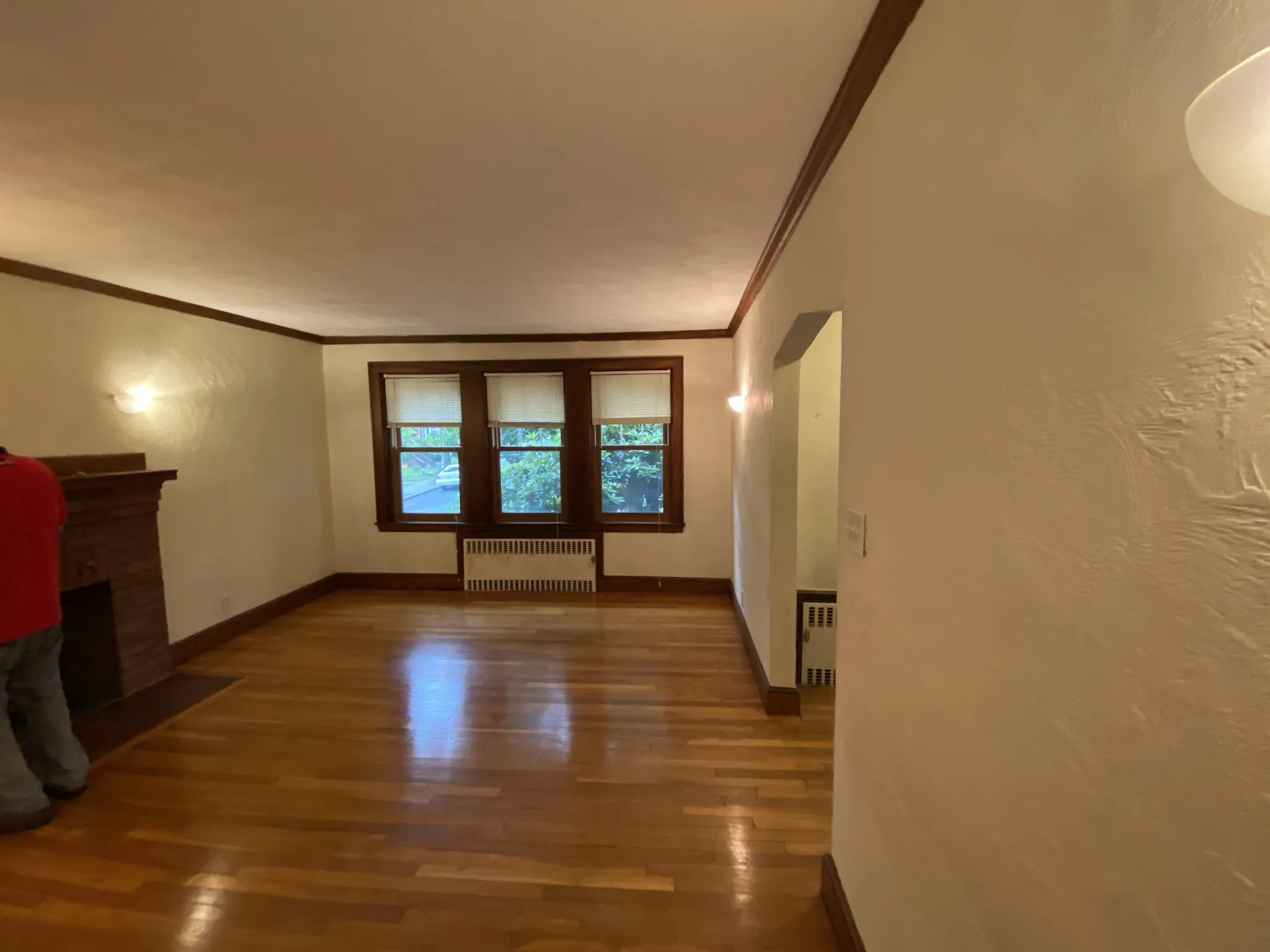 2 bed, 1 bath apartment for rent at 27 Portina Rd Unit 1, Brighton — photo 2 of 17