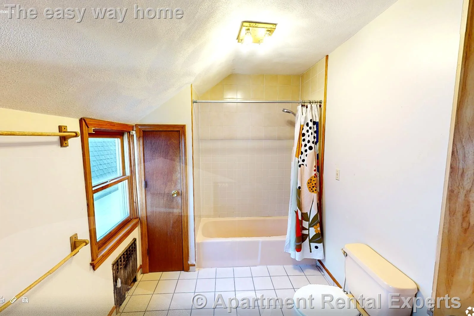 4 bed, 1 bath apartment for rent at 27 Princeton St Unit 2, Tufts — photo 11 of 16