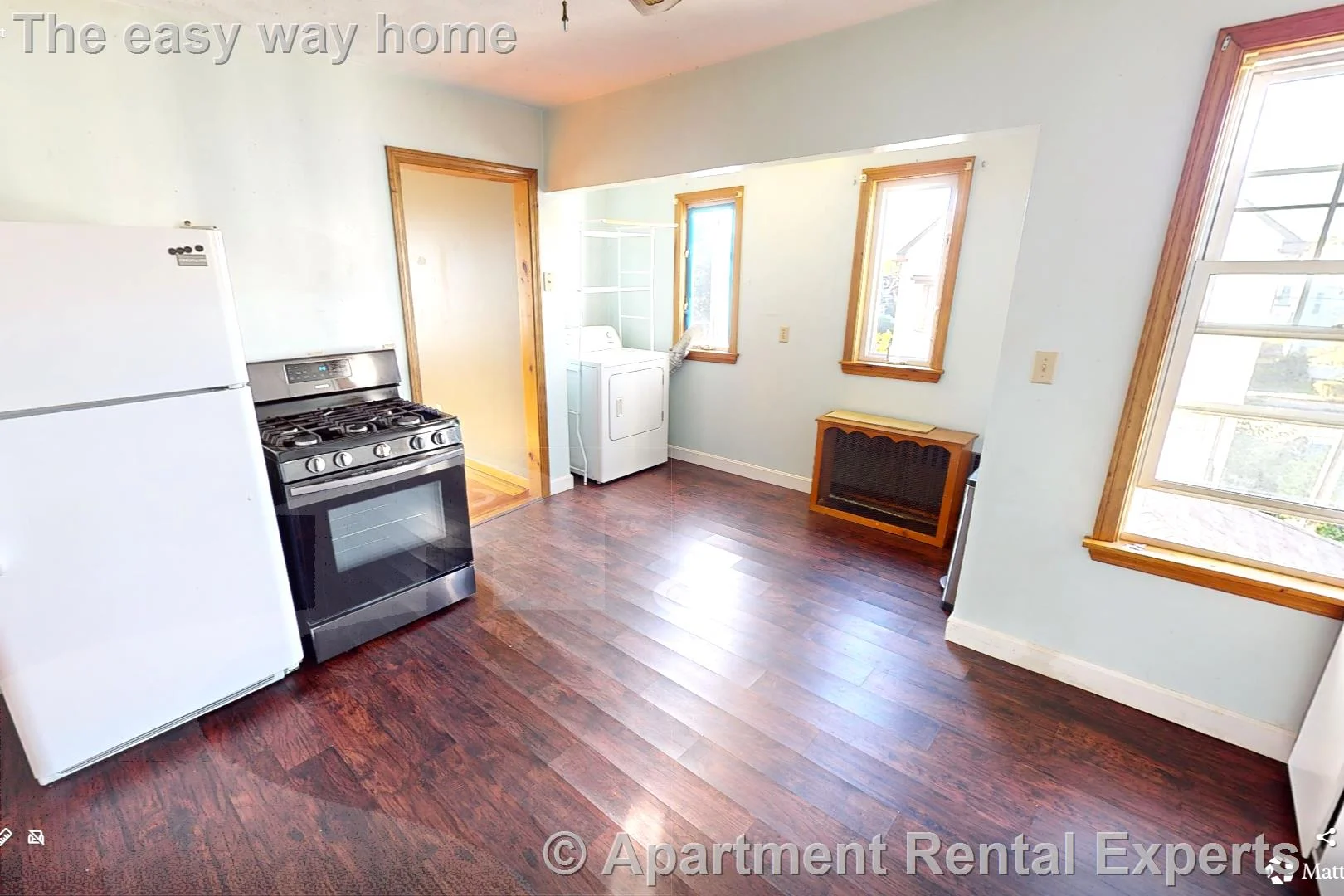 4 bed, 1 bath apartment for rent at 27 Princeton St Unit 2, Tufts — photo 2 of 16