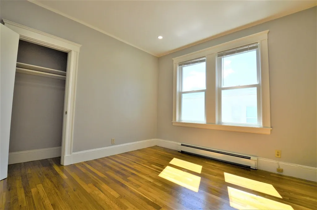 4 bed, 2 bath apartment for rent at 27 Ransom Rd Unit 2, Brighton — photo 17 of 29