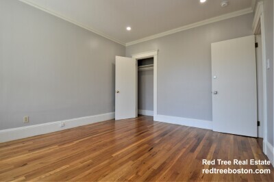 4 bed, 2 bath apartment for rent at 27 Ransom Rd Unit 3, Brighton — photo 10 of 32