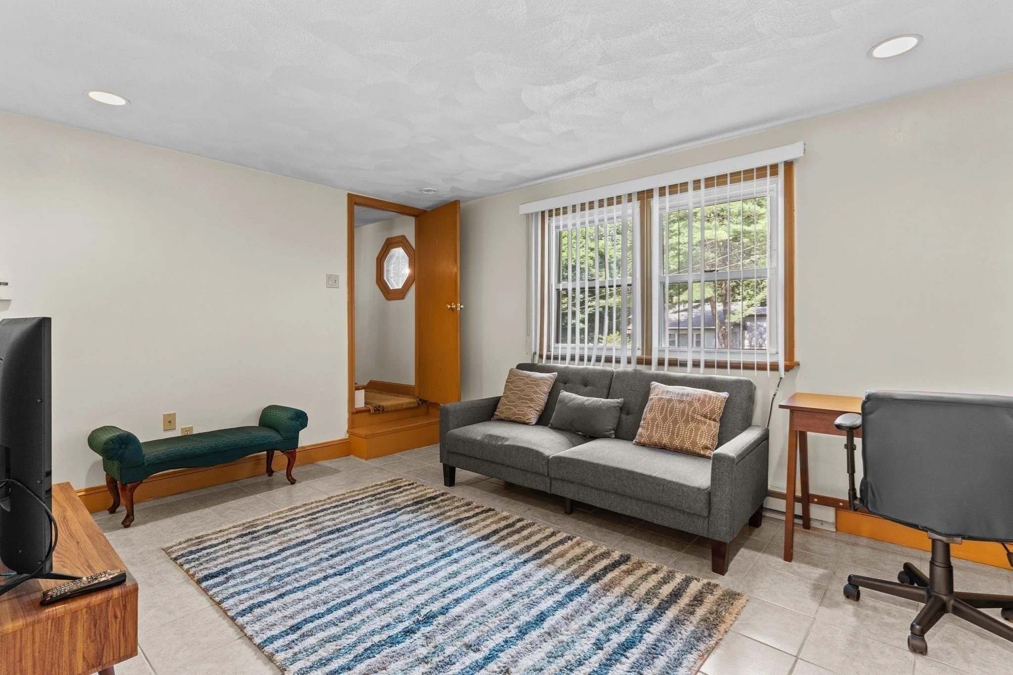 3 bed, 2 bath apartment for rent at 27 Ridge Hill Ave Unit 27, Malden — photo 18 of 22