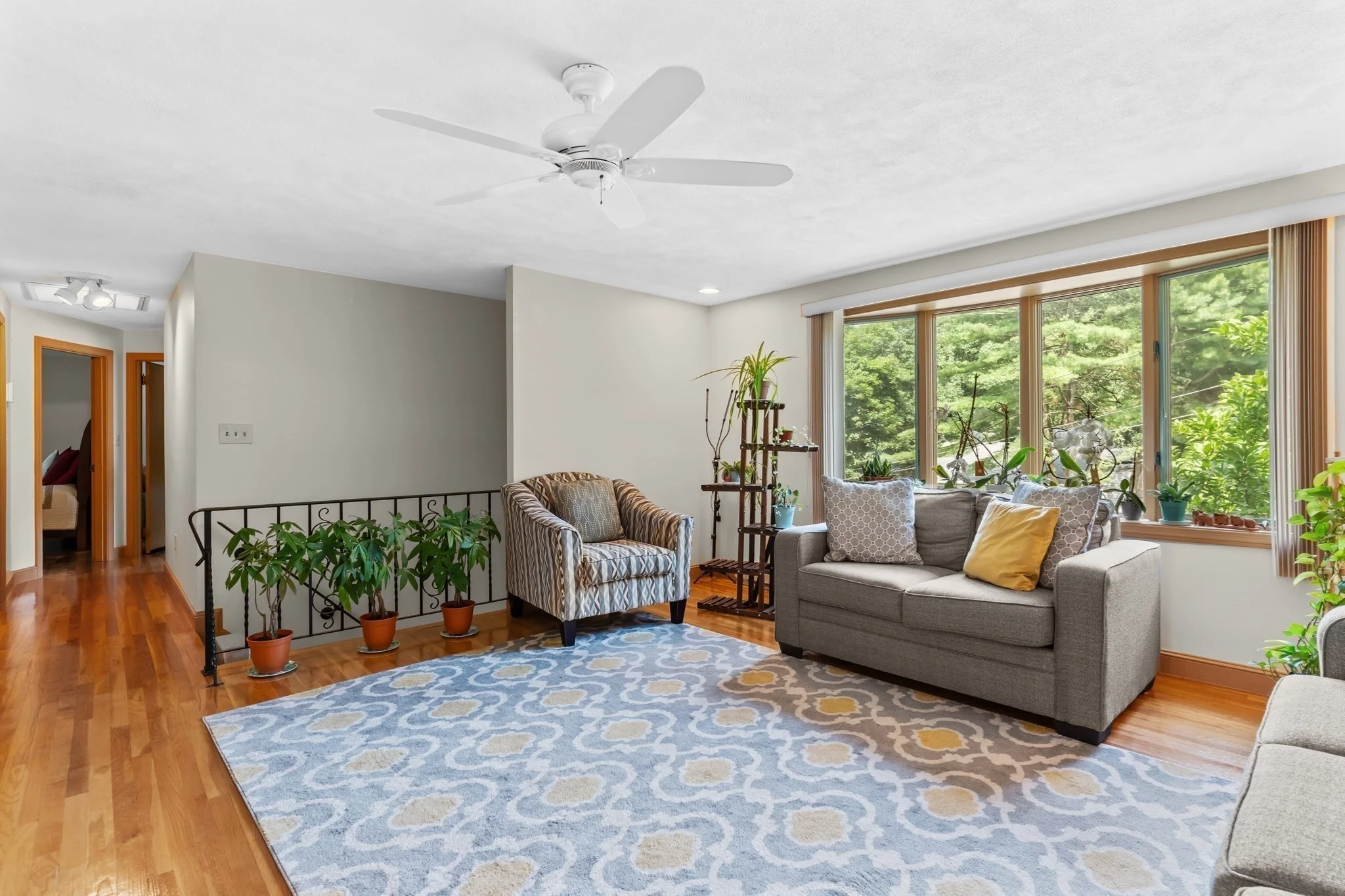 3 bed, 2 bath apartment for rent at 27 Ridge Hill Ave Unit 27, Malden — photo 4 of 22
