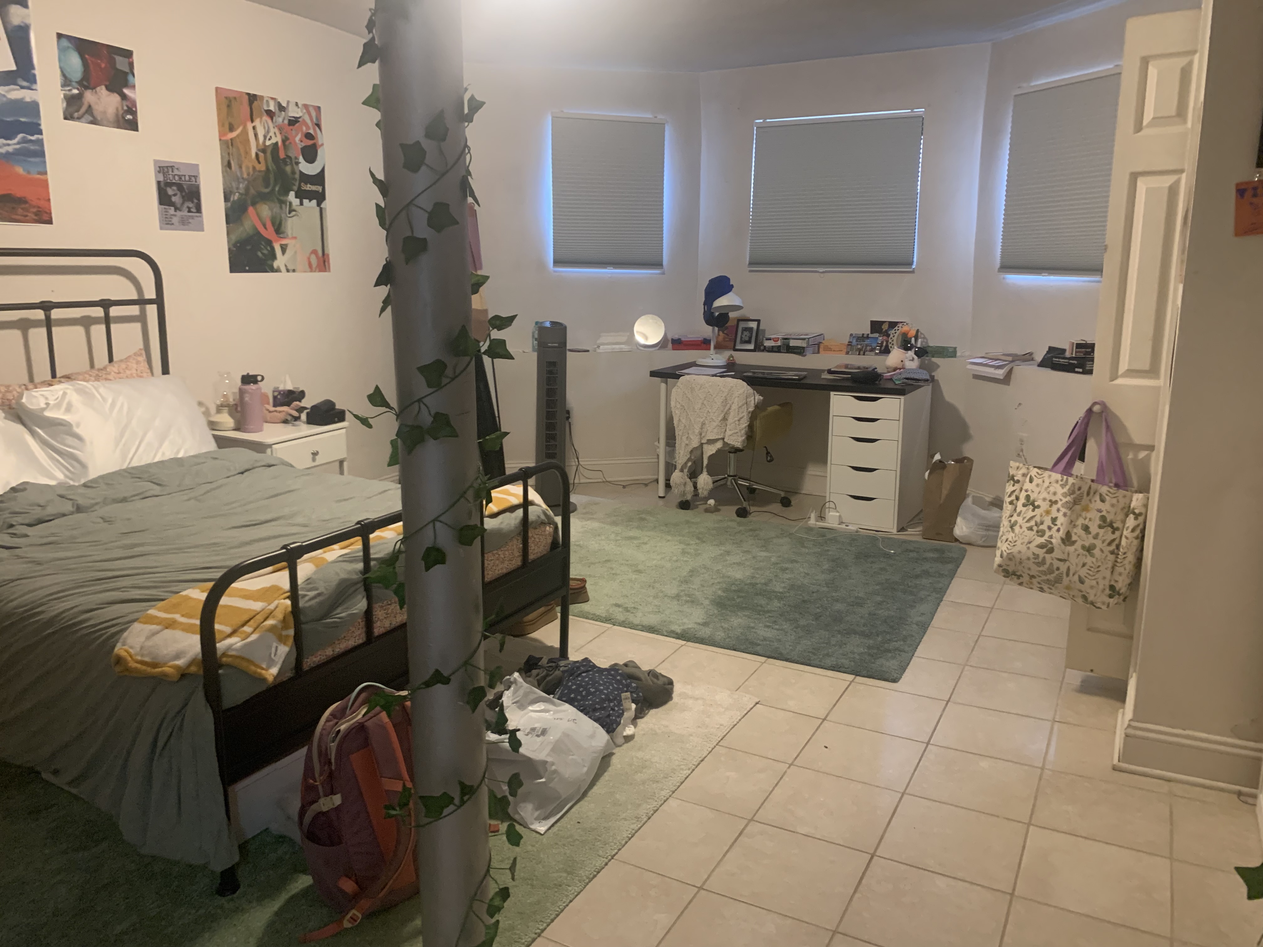 4 bed, 2 bath apartment for rent at 27 Saint Lukes Rd Unit 1, Allston — photo 14 of 24