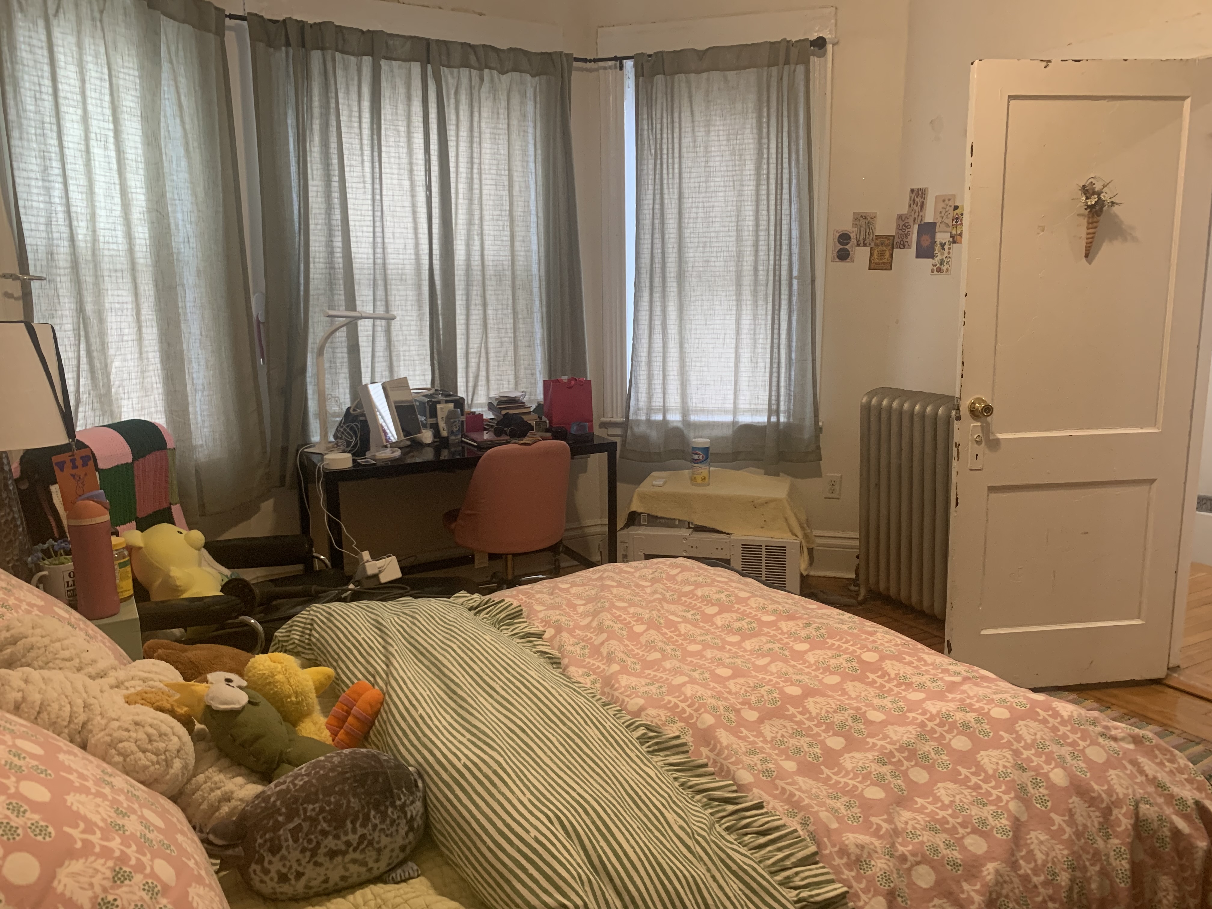 4 bed, 2 bath apartment for rent at 27 Saint Lukes Rd Unit 1, Allston — photo 13 of 24