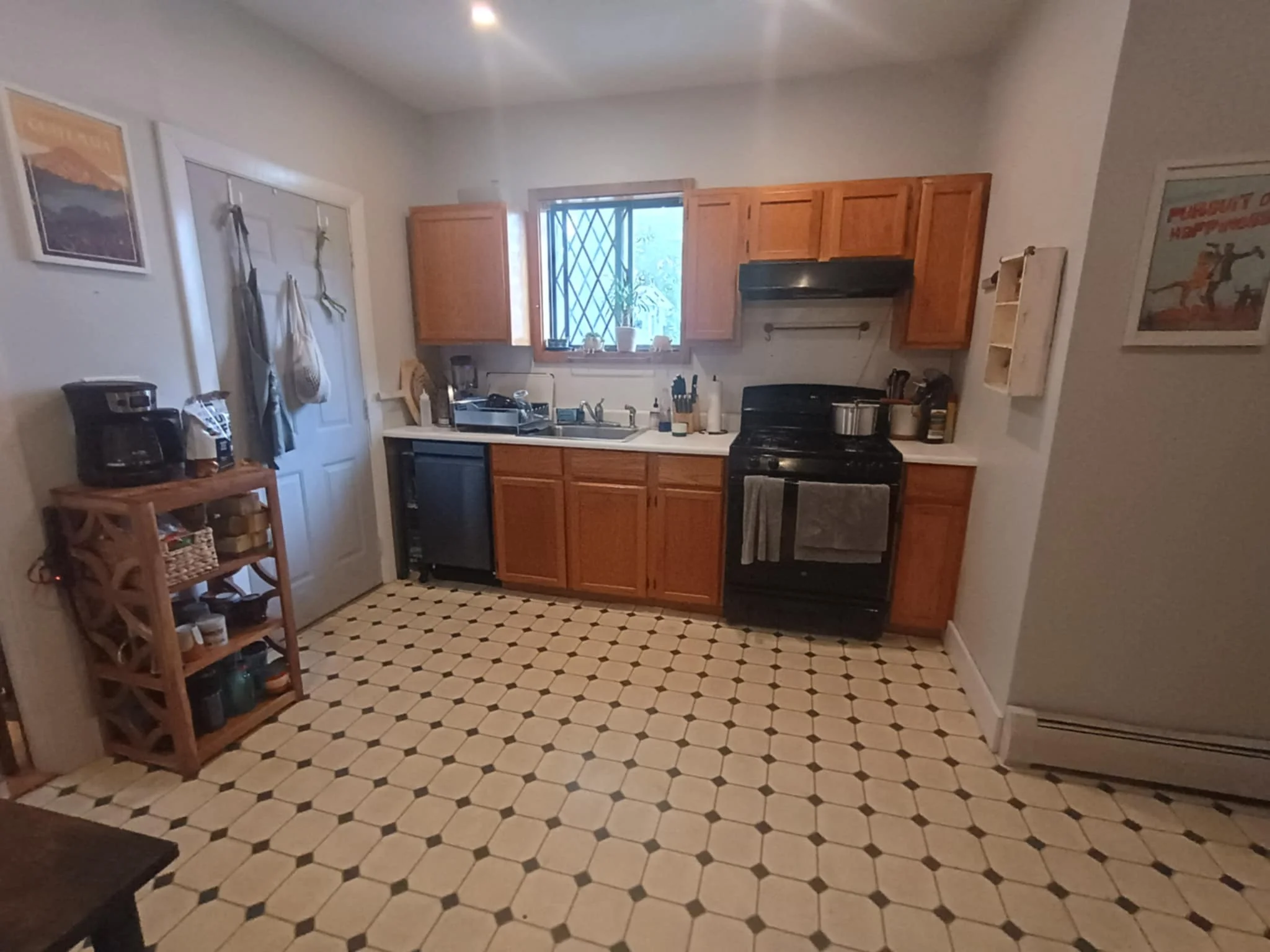 2 bed, 1 bath apartment for rent at 27 Scott St Unit 1, Woburn — photo 8 of 19