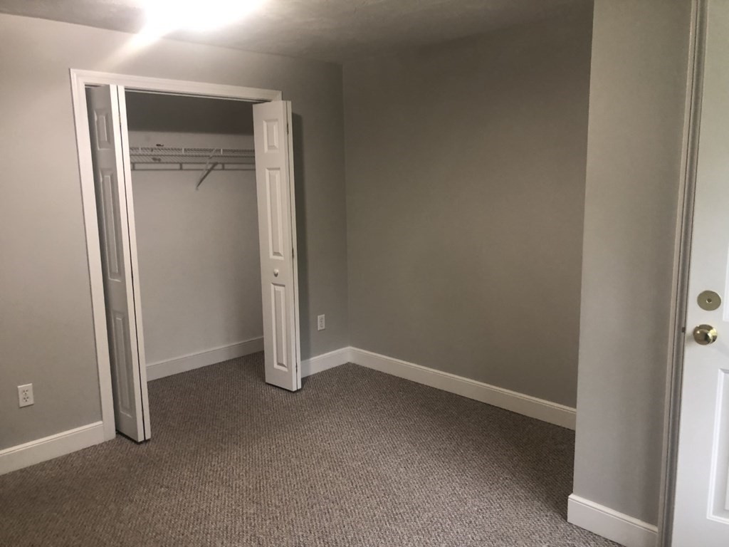 3 bed, 2 bath apartment for rent at 27 Shawmut Ave Unit 5, Weymouth — photo 11 of 13