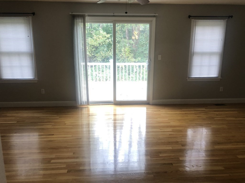 3 bed, 2 bath apartment for rent at 27 Shawmut Ave Unit 5, Weymouth — photo 3 of 13