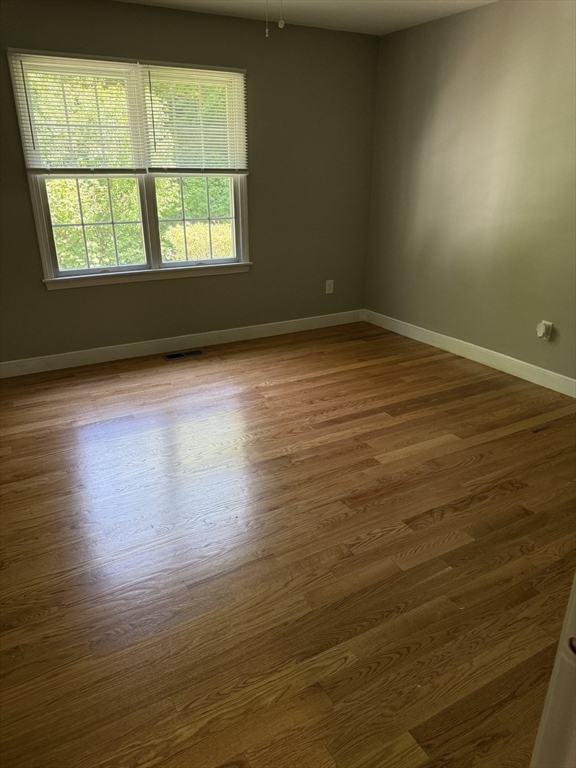 2 bed, 1 bath apartment for rent at 27 Shawmut Ave Unit 7, Weymouth — photo 5 of 11