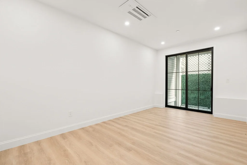 3 bed, 3 bath apartment for rent at 27 Shepard St Unit 3, Brighton — photo 20 of 33