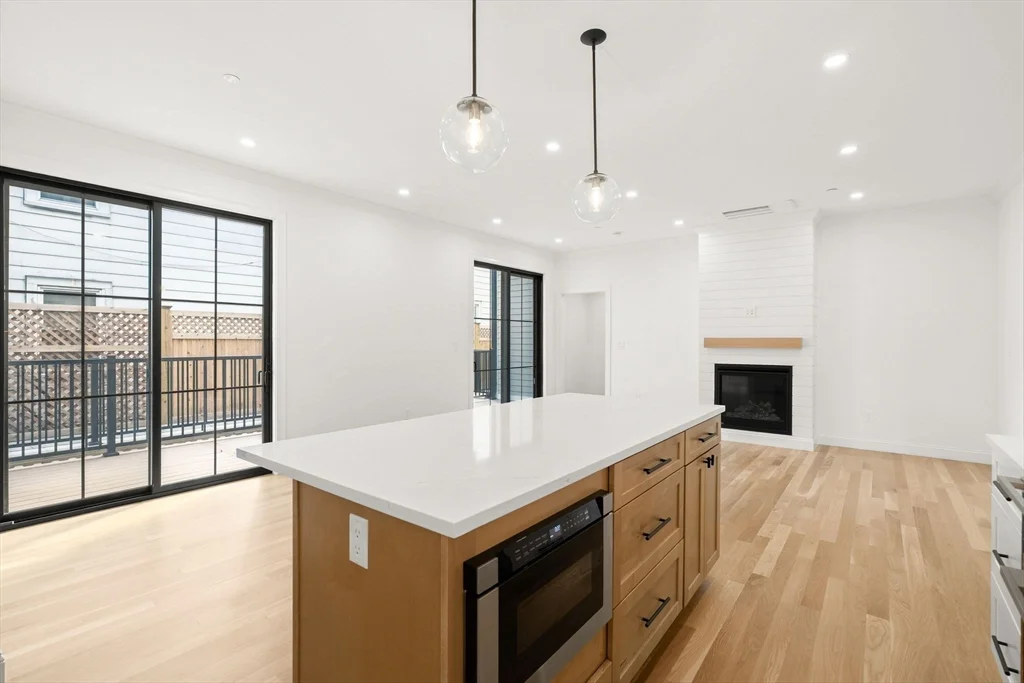 3 bed, 3 bath apartment for rent at 27 Shepard St Unit 3, Brighton — photo 8 of 33