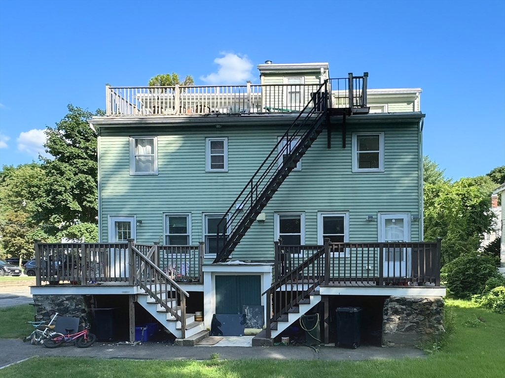 3 bed, 1 bath apartment for rent at 27 Shirley St Unit 27, Lexington — photo 27 of 31