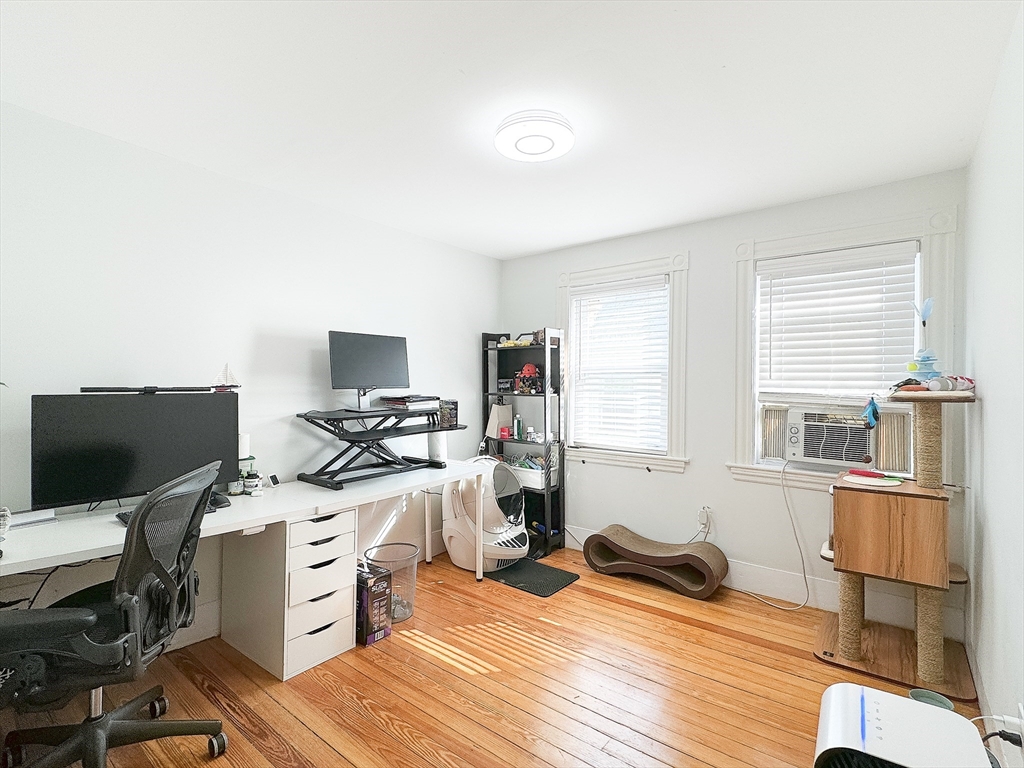 3 bed, 1 bath apartment for rent at 27 Shirley St Unit 27, Lexington — photo 18 of 31