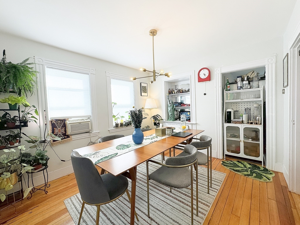 3 bed, 1 bath apartment for rent at 27 Shirley St Unit 27, Lexington — photo 9 of 31
