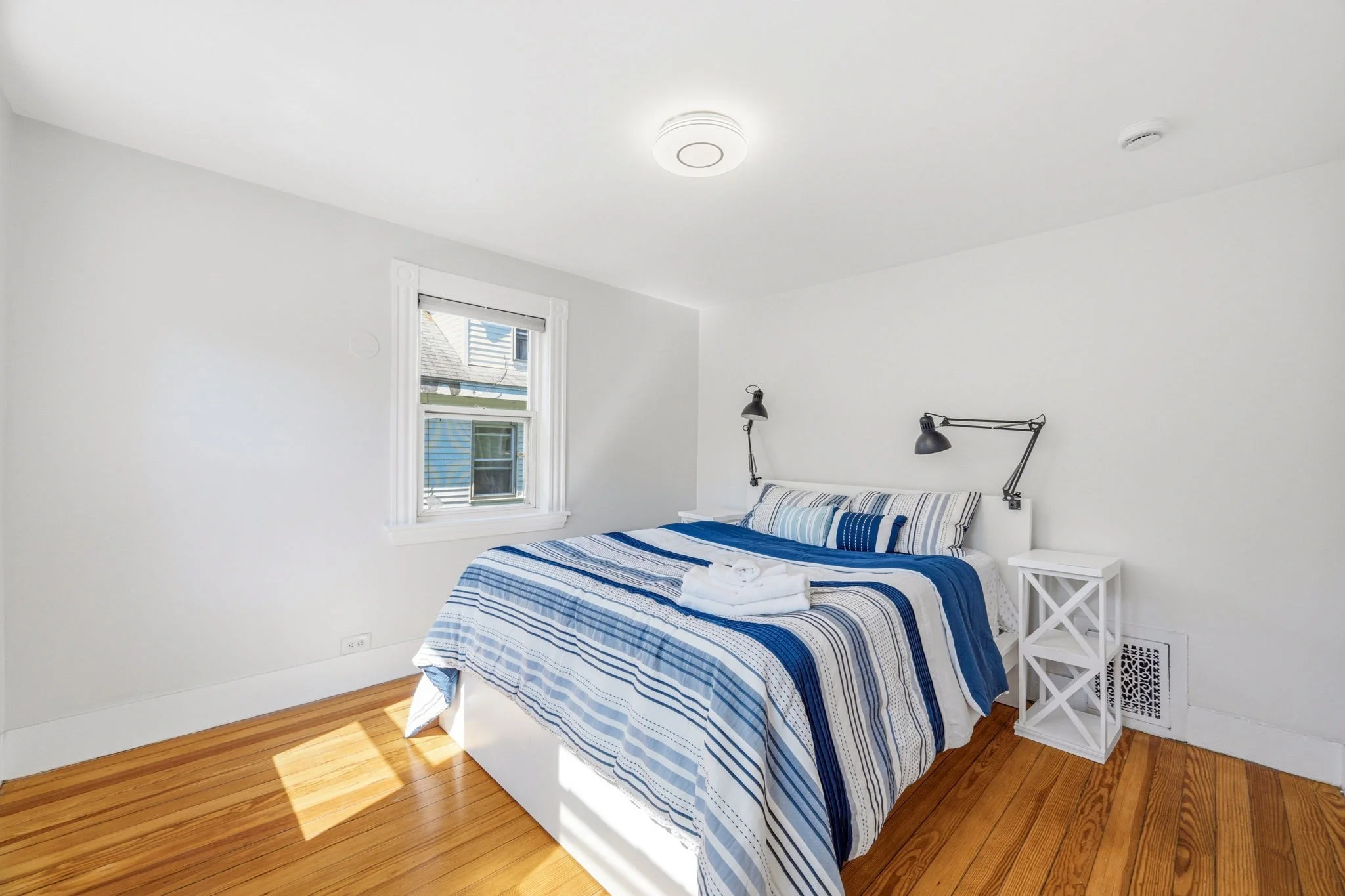 3 bed, 1 bath apartment for rent at 27 Shirley St Unit 27, Lexington — photo 10 of 12