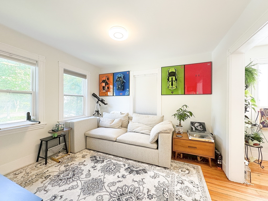 3 bed, 1 bath apartment for rent at 27 Shirley St Unit 27, Lexington — photo 14 of 31