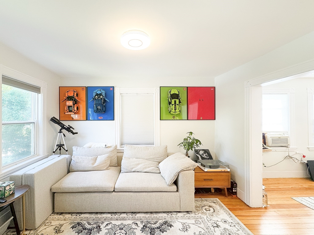 3 bed, 1 bath apartment for rent at 27 Shirley St Unit 27, Lexington — photo 13 of 31