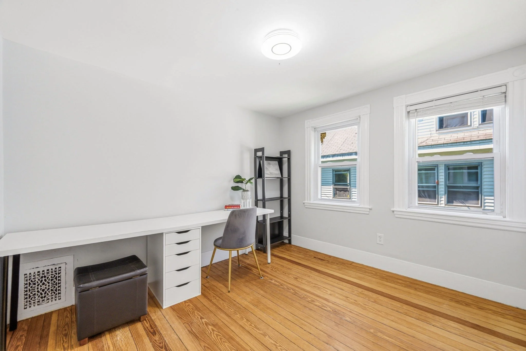 3 bed, 1 bath apartment for rent at 27 Shirley St Unit 27, Lexington — photo 8 of 12