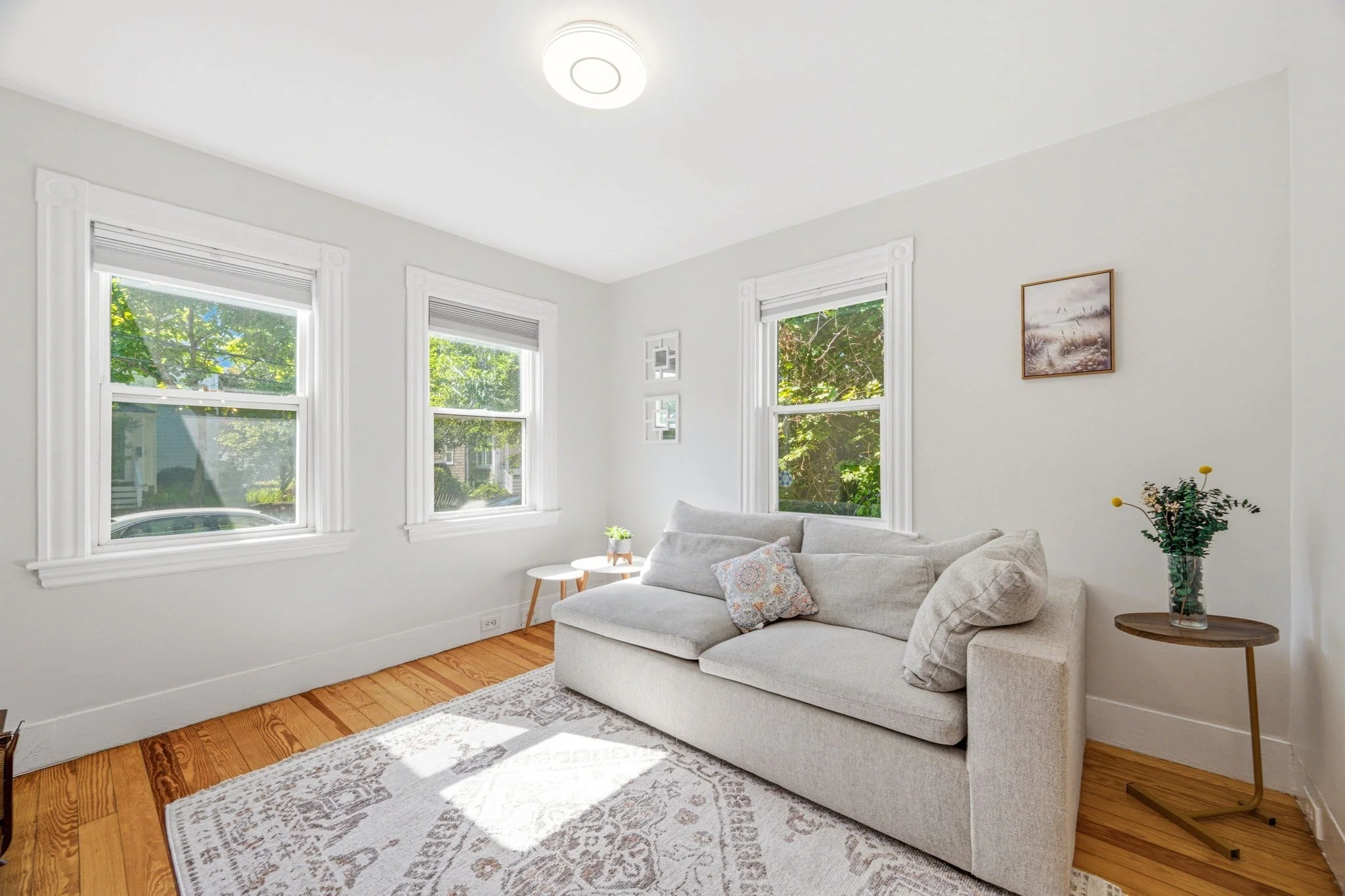 3 bed, 1 bath apartment for rent at 27 Shirley St Unit 27, Lexington — photo 3 of 12
