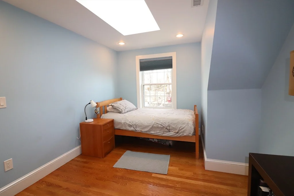 3 bed, 3 bath apartment for rent at 27 Somerset Rd, Brookline Hills — photo 29 of 37