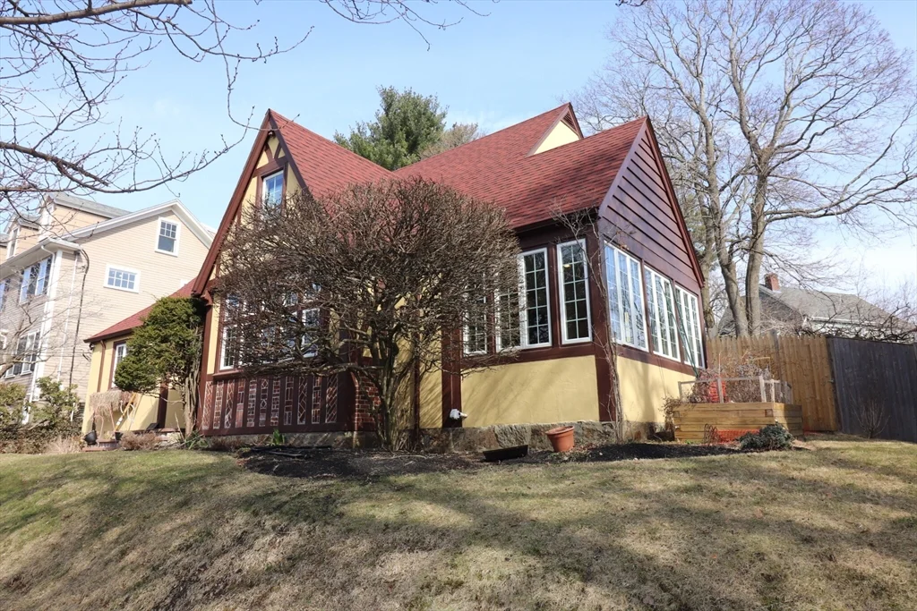 3 bed, 3 bath apartment for rent at 27 Somerset Rd, Brookline Hills — photo 37 of 37