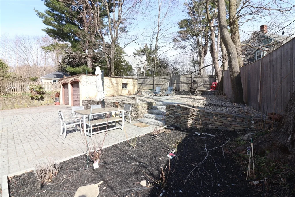 3 bed, 3 bath apartment for rent at 27 Somerset Rd, Brookline Hills — photo 33 of 37