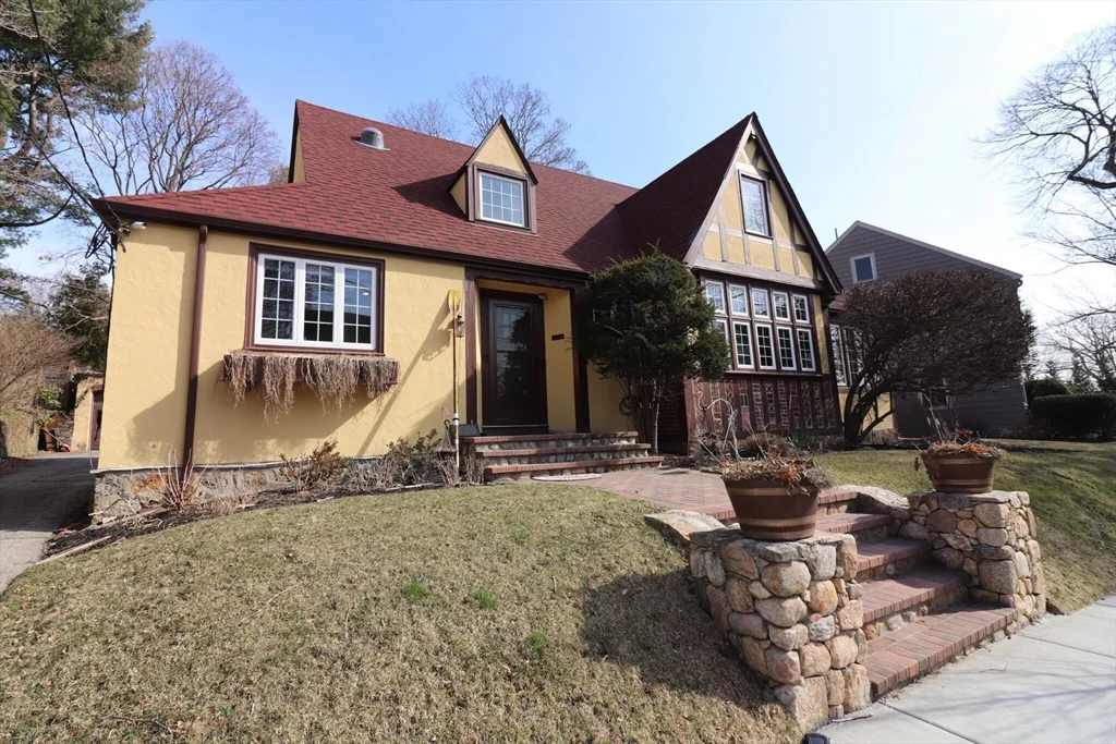 3 bed, 3 bath apartment for rent at 27 Somerset Rd, Brookline Hills — photo 36 of 37