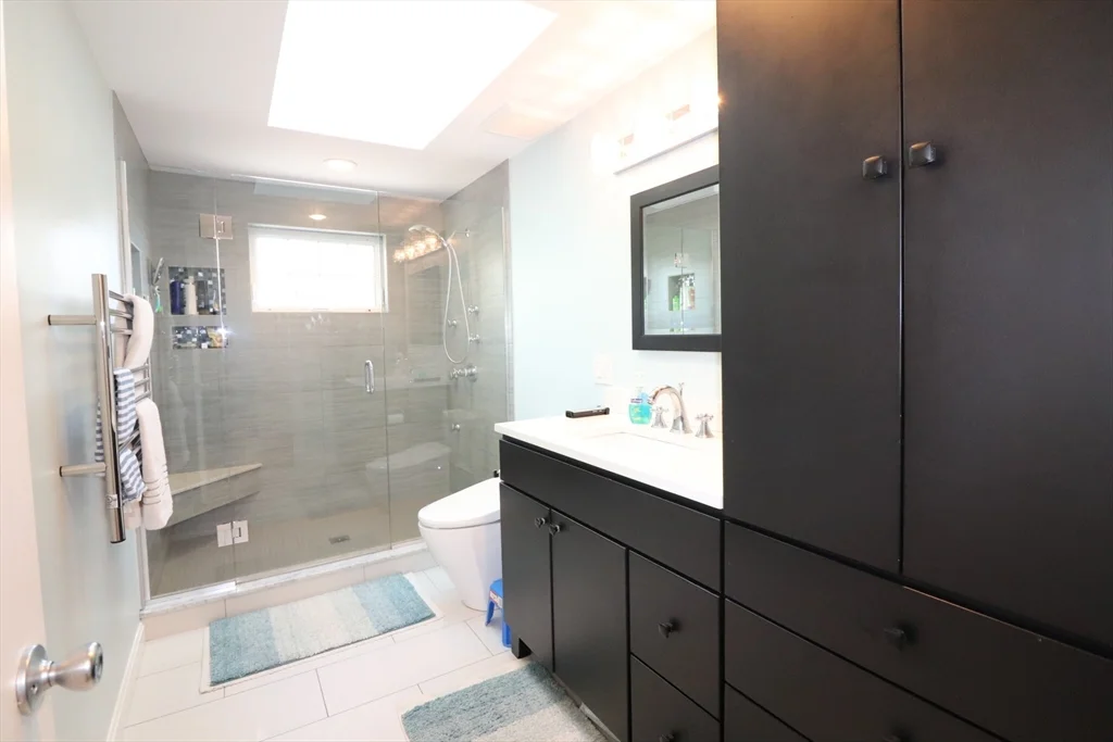 3 bed, 3 bath apartment for rent at 27 Somerset Rd, Brookline Hills — photo 23 of 37