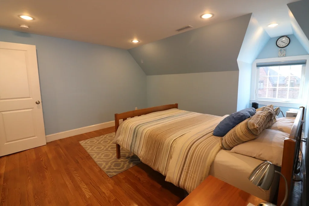 3 bed, 3 bath apartment for rent at 27 Somerset Rd Unit 27, Brookline Hills — photo 22 of 35