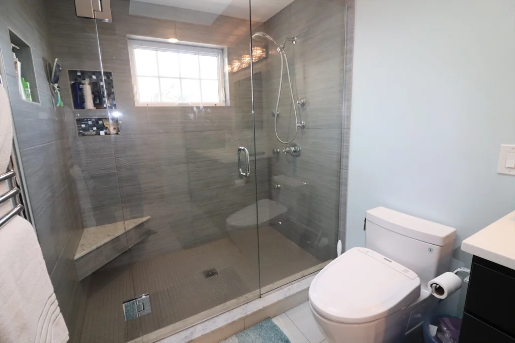 3 bed, 3 bath apartment for rent at 27 Somerset Rd Unit 27, Brookline Hills — photo 24 of 35