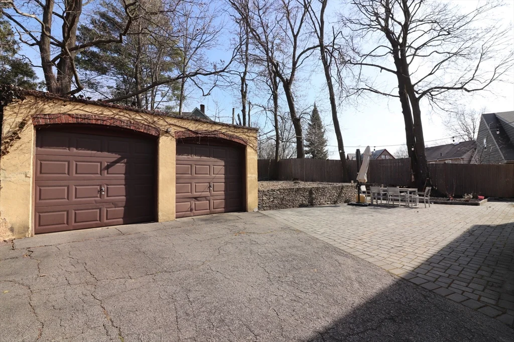 3 bed, 3 bath apartment for rent at 27 Somerset Rd Unit 27, Brookline Hills — photo 34 of 35