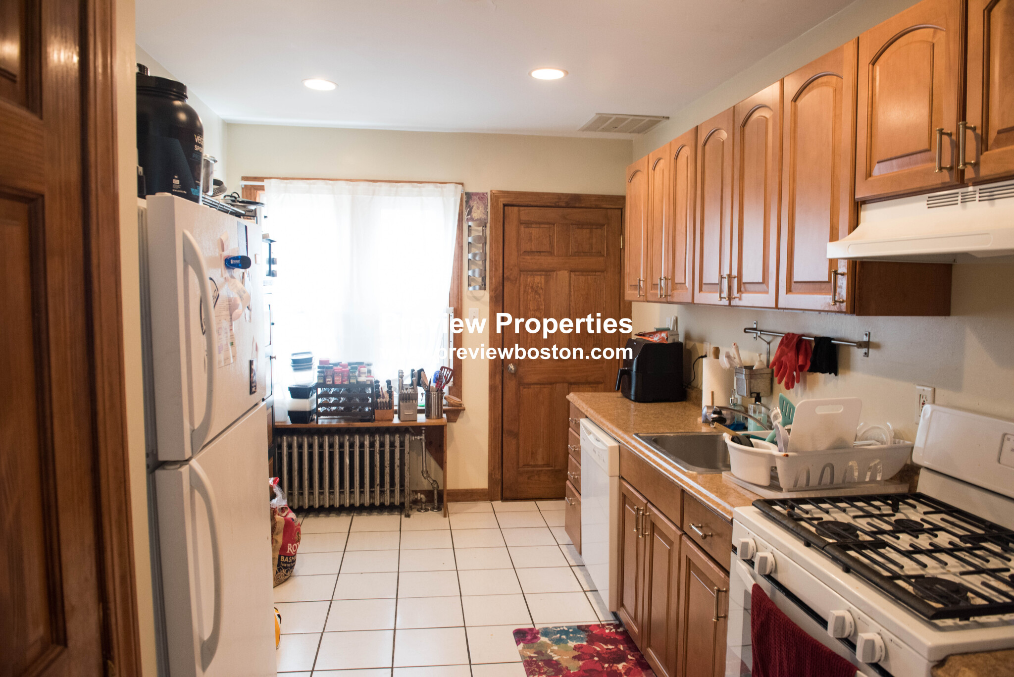 3 bed, 2.5 bath apartment for rent at 27 South Crescent Cir Unit A, Brighton — photo 2 of 15