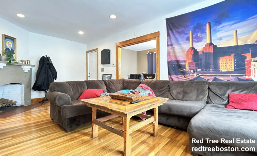 3.5 bed, 2 bath apartment for rent at 27 South Crescent Circuit Unit A, Oak Square