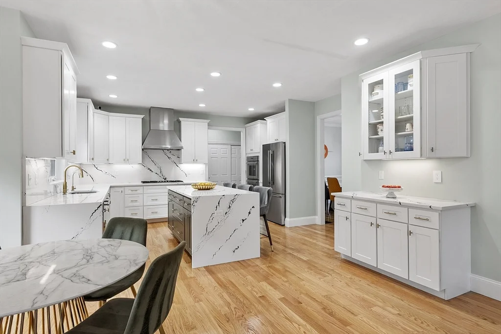 4 bed, 3 bath apartment for rent at 27 Spring Rd, Westborough — photo 13 of 41