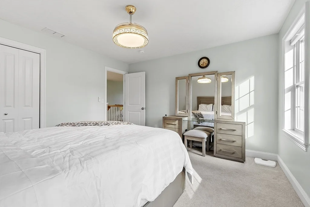4 bed, 3 bath apartment for rent at 27 Spring Rd, Westborough — photo 23 of 41