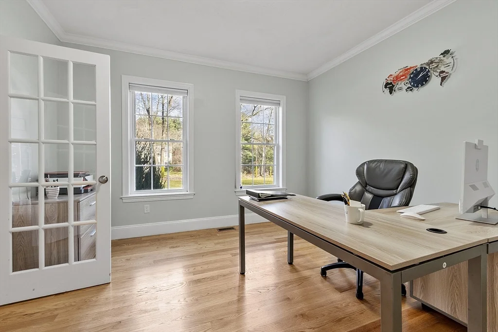 4 bed, 3 bath apartment for rent at 27 Spring Rd, Westborough — photo 4 of 41