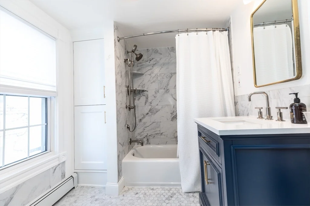 5 bed, 4+ bath apartment for rent at 27 St James St Unit 0, Roxbury — photo 13 of 19