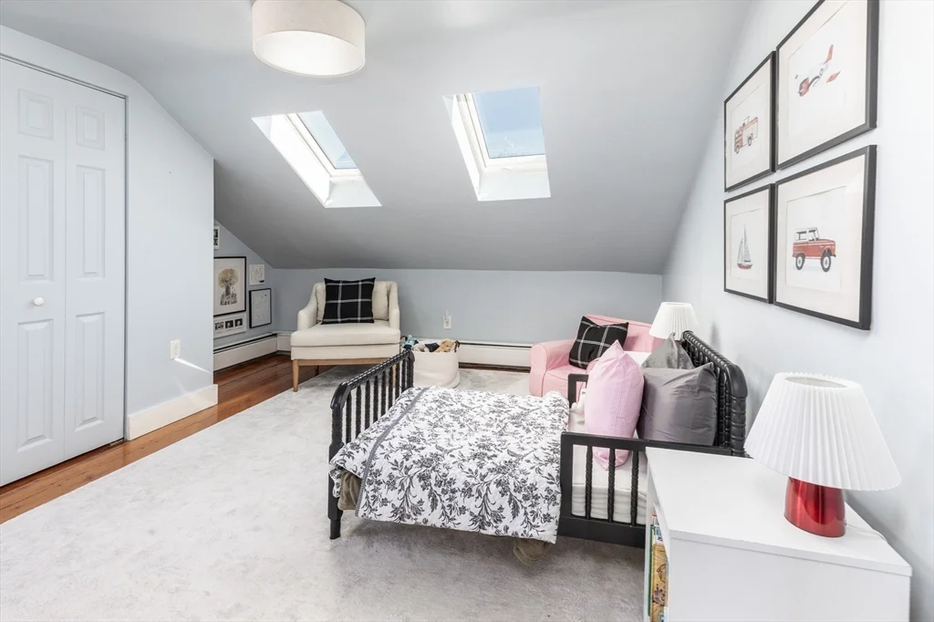 5 bed, 4+ bath apartment for rent at 27 St James St Unit 0, Roxbury — photo 15 of 19