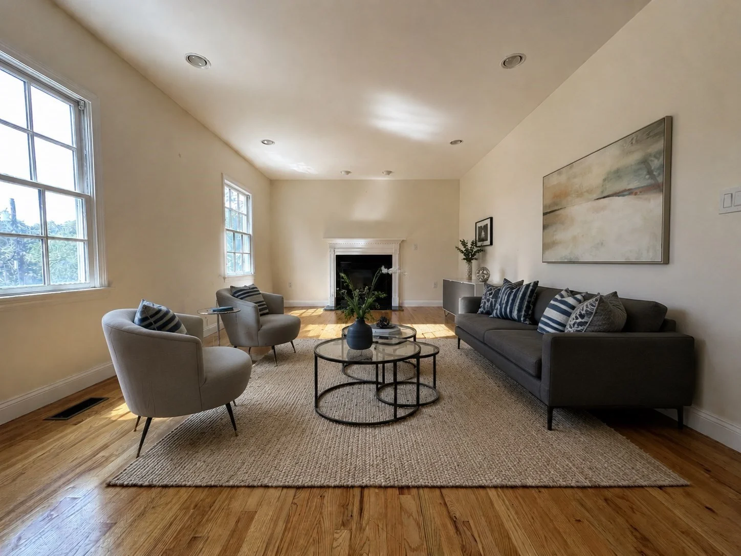 5 bed, 3 bath apartment for rent at 27 Sulivan Ave, Newton Upper Falls — photo 2 of 21